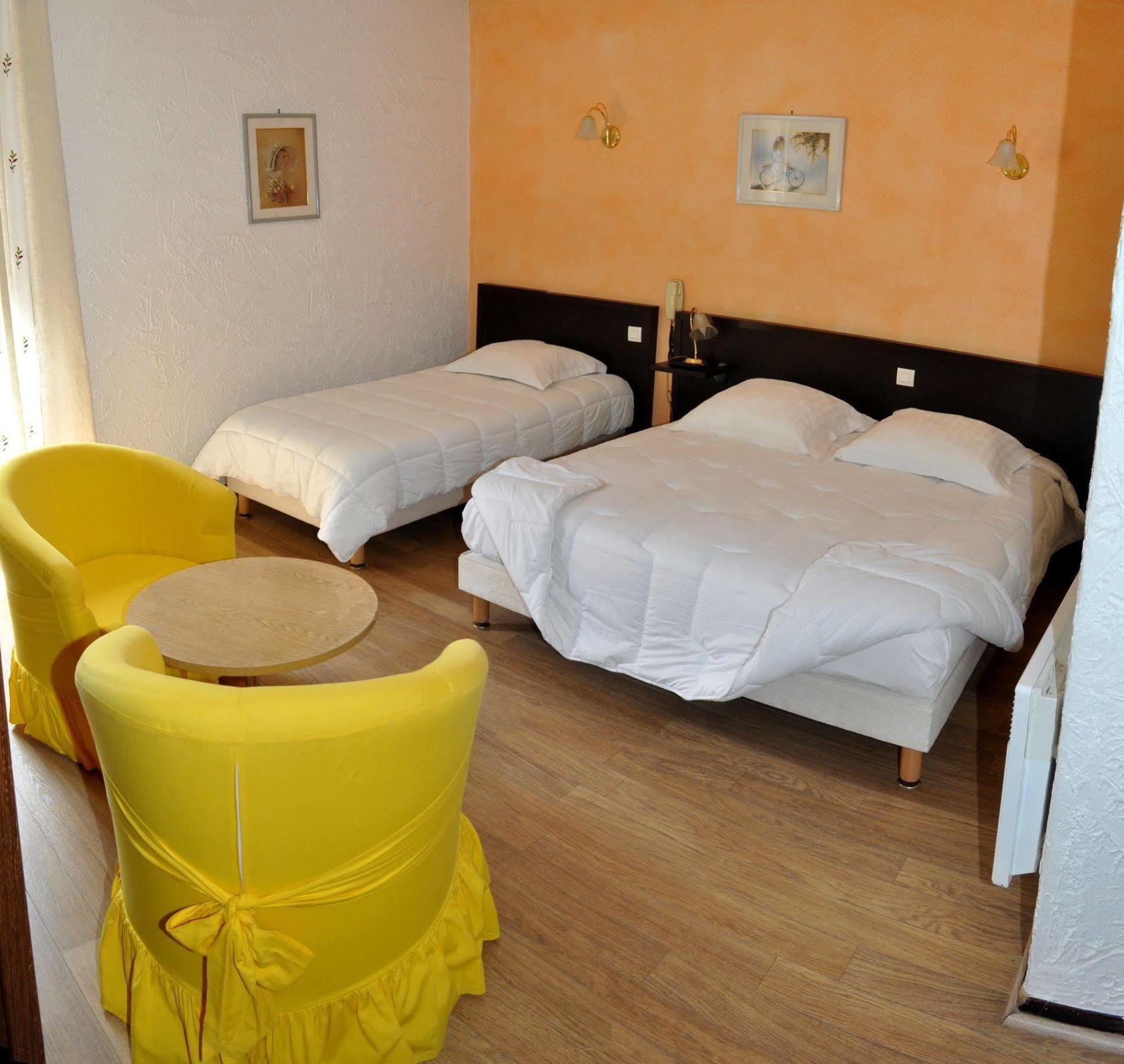 Hotel Le Roya Breil-sur-Roya Exteriör bild