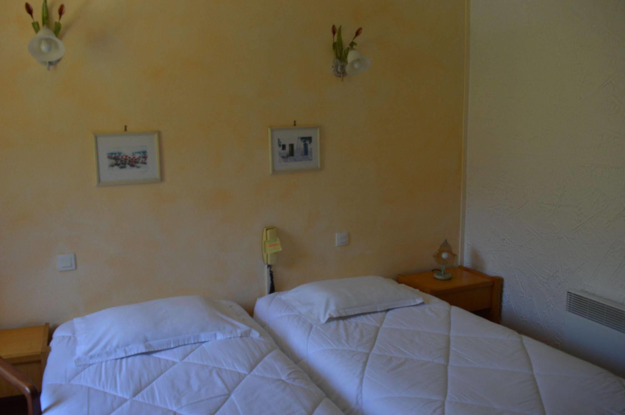 Hotel Le Roya Breil-sur-Roya Exteriör bild